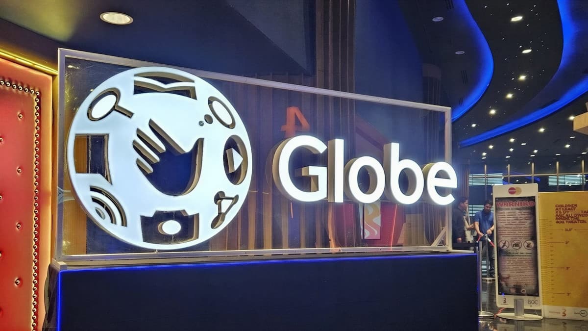 Globe Telecom logo and branding for the Globe Cloud storage service