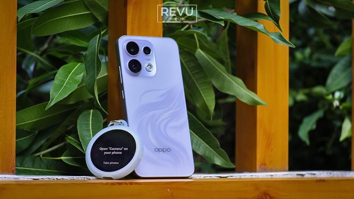 OPPO Reno16 Series 5G phones displayed with the magnetic Bubble Mag E-Badge accessory