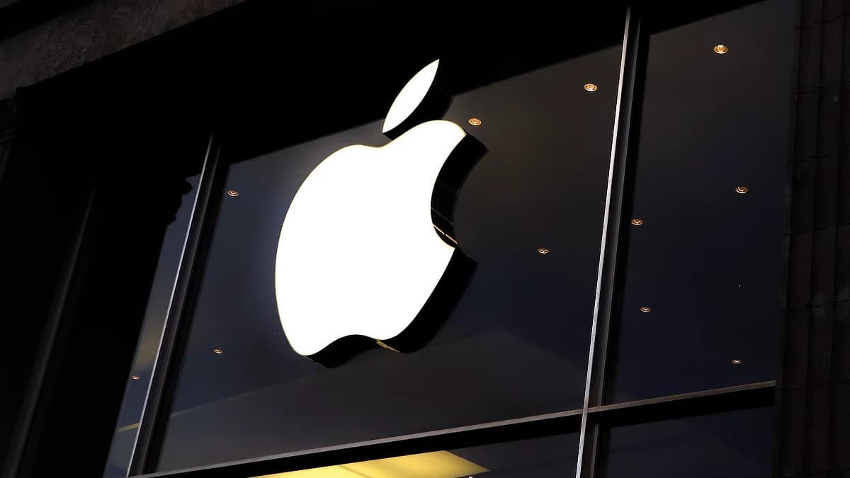Apple Lobbies US Government to Buy Memory Chips From China’s Blacklisted CXMT