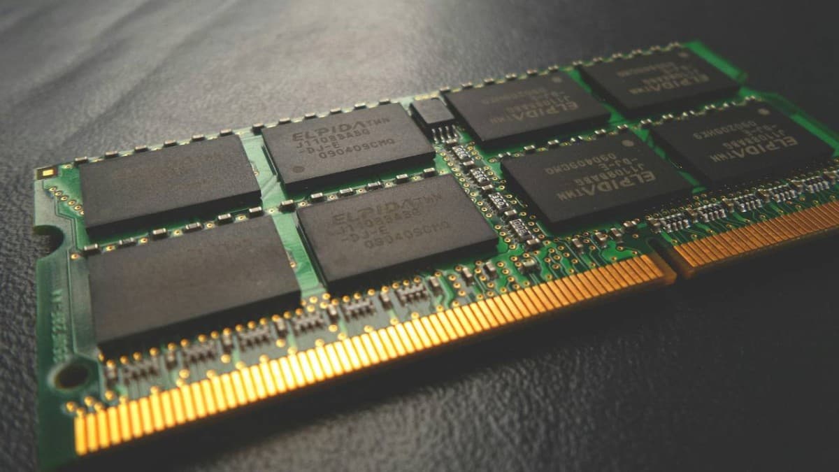 DDR2 Memory Prices Surge 60% as the AI Boom Cascades Down the DRAM Supply Chain